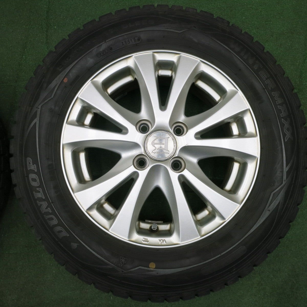 *送料無料* バリ溝！キレイ！9分★スタッドレス 185/70R14 ダンロップ ウインターマックス WM01 Aphrodite アフロディーテ 14インチ PCD100/4H★4063003NJス