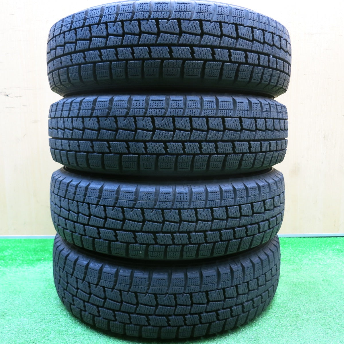 ほぼ未使用！キレイ★スタッドレス 155/65R14 ダンロップ ウインターマックス WM01 MACBES MB8 マクベス 14インチ PCD100/4H★5110613HAス