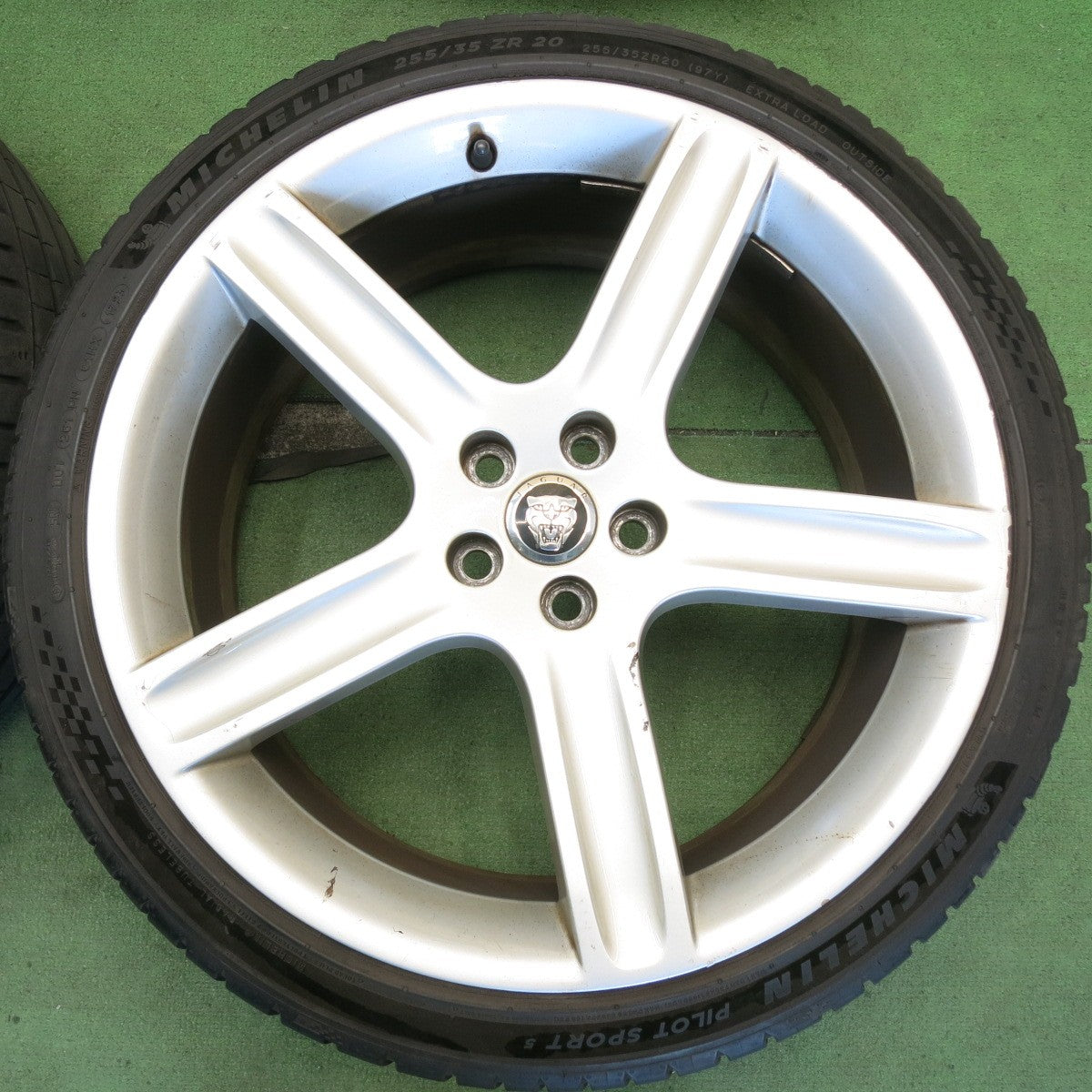 バリ溝！24年！9.5分◎ジャガー XJ 純正 255/35R20 ミシュラン パイロットスポーツ5 20インチ PCD108/5H◎6080205HAノ