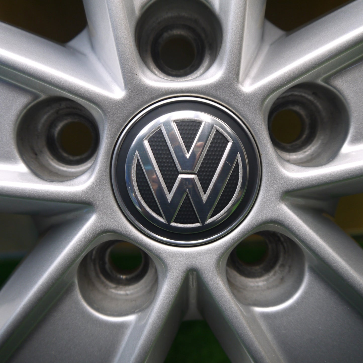 バリ溝！キレイ！8.5分★ワーゲン ポロ 純正 185/65R15 スタッドレス ダンロップ ウインターマックス WM02 15インチ PCD100/5H★5102906Hス