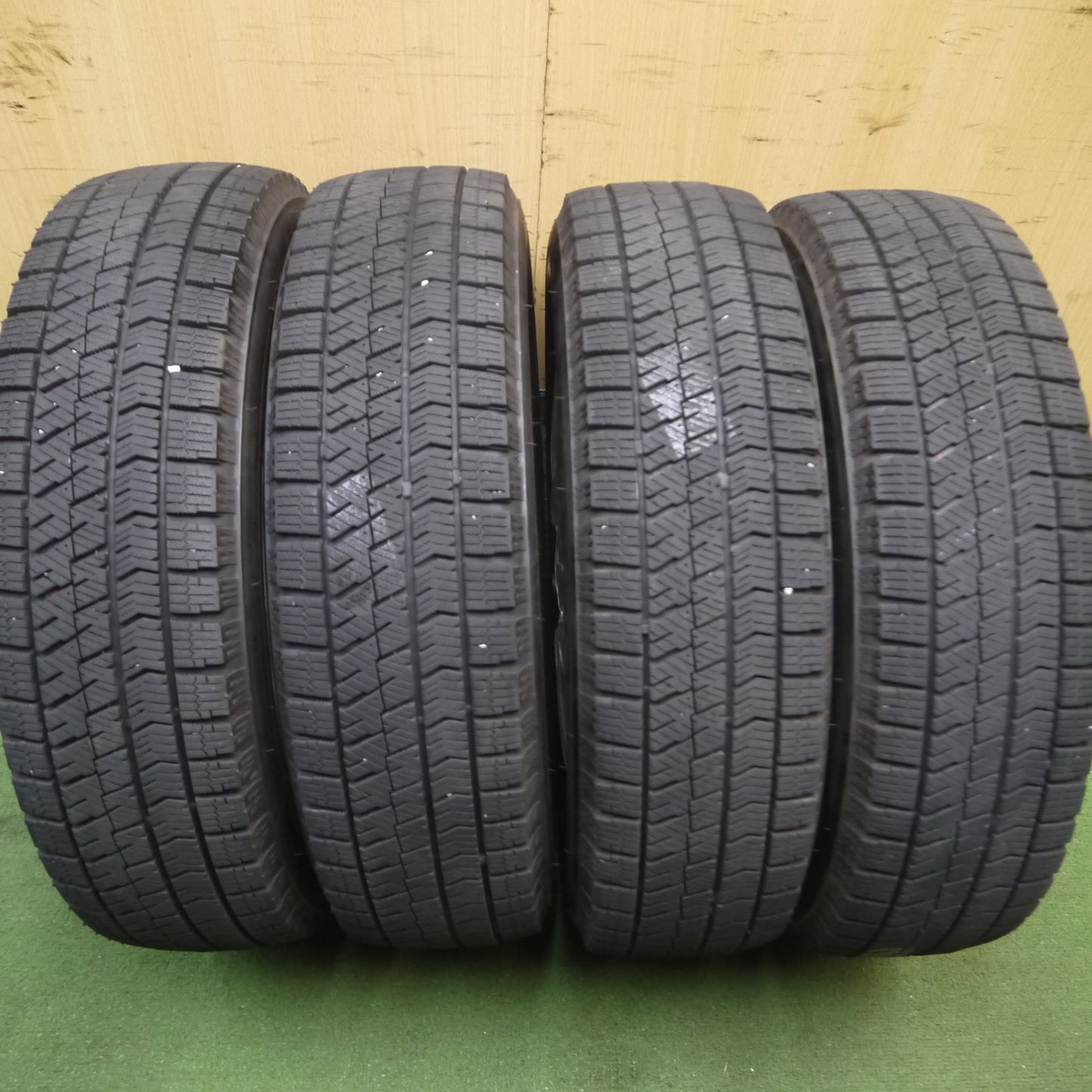 *送料無料* キレイ！21年★スタッドレス 165/65R15 ブリヂストン ブリザック VRX2 JOKER ジョーカー 15インチ PCD100/4H★4040901Hス