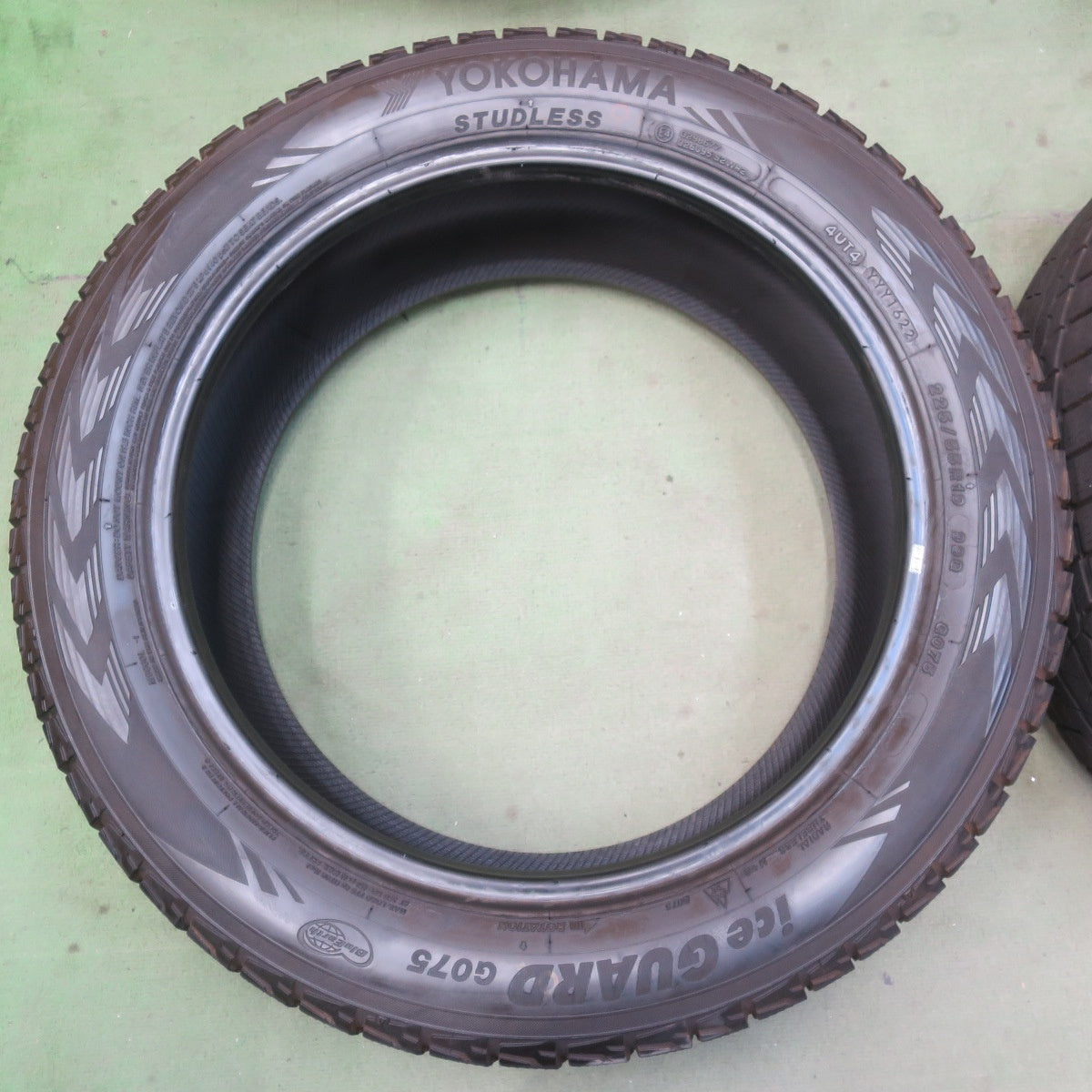 4本価格！22年◎スタッドレス 225/55R19 ヨコハマ アイスガード G075 タイヤ 19インチ 40系 アルファード ヴェルファイア 等◎6092301イスタ