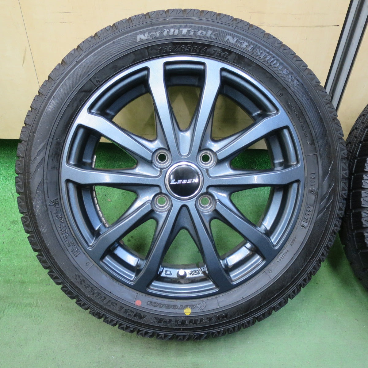 バリ溝！21年！キレイ！9.5分以上★スタッドレス 155/65R14 オートバックス ノーストレック N3i LEBEN レーベン 14インチ PCD100/4H★5111207TTス