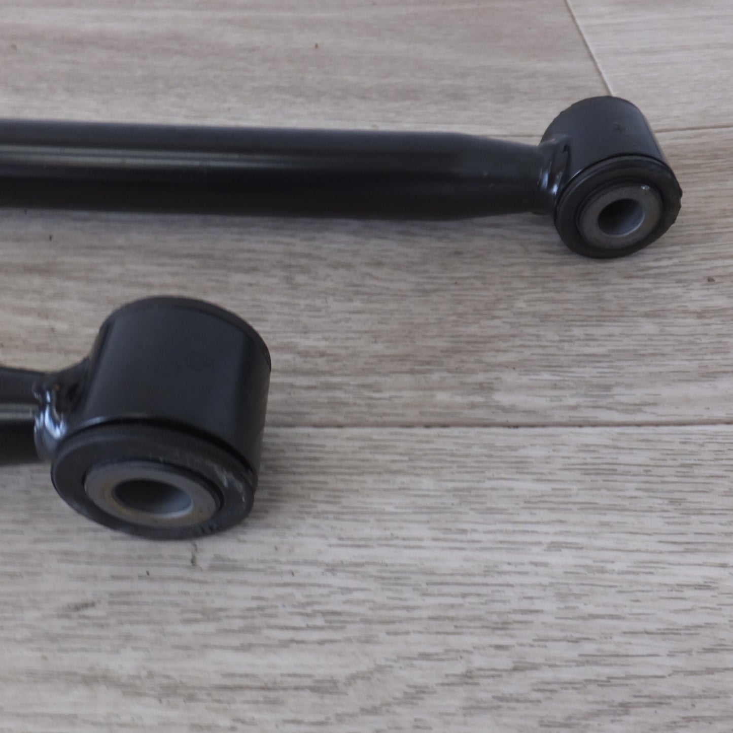 キレイ★スズキ SUZUKI 純正 ジムニー シエラ JB74W ラテラルロッド 前後セット 46313-77R00 46314-77R00★ [送料無料]