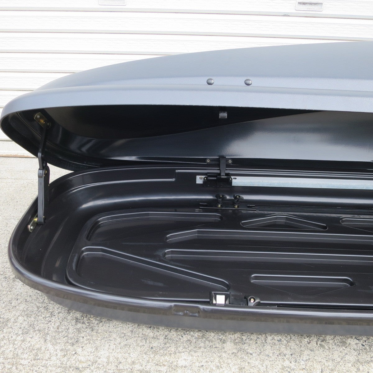 【岐阜発 直接引取限定】鍵2本付き☆フォレスター 等 THULE ルーフ ボックス ルーフ キャリア セット ベースキャリア バー スーリー☆