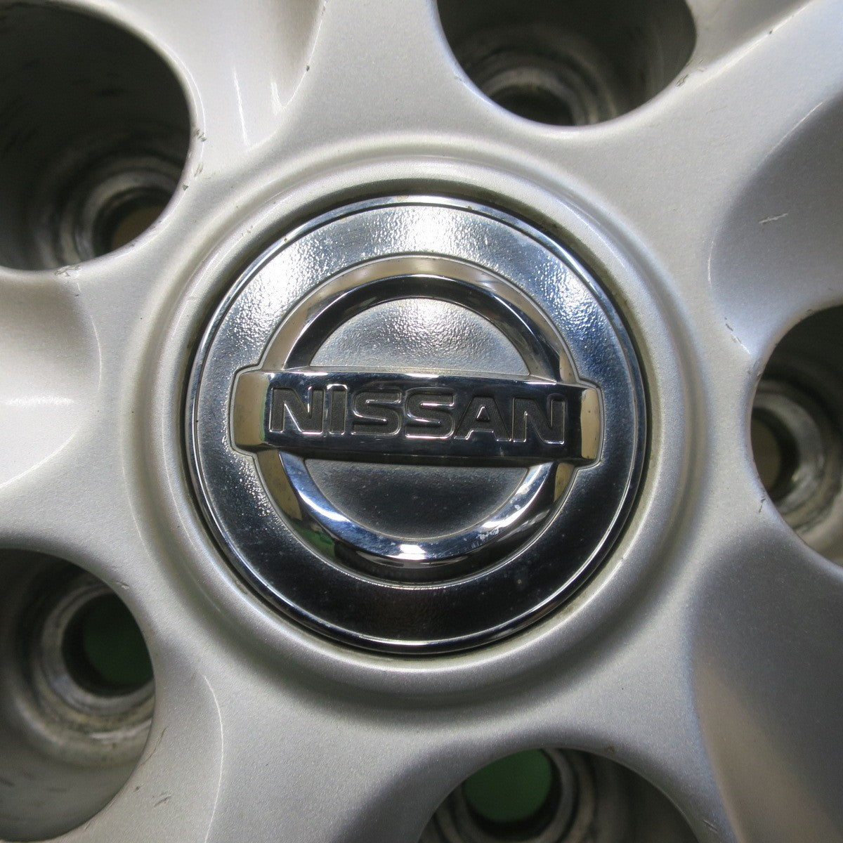 バリ溝！23年！キレイ！9.5分◎日産 C26 セレナ 純正 195/60R16 スタッドレス ヨコハマ アイスガード iG60 16インチ PCD114.3/5H◎6092914イス
