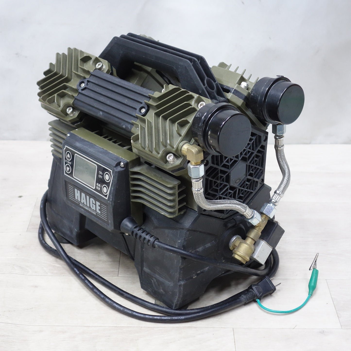 [送料無料] 付属品付き◆ハイガー エア コンプレッサー 静音 100V HG-DC992 サブタンク HG-20LT 容量 20L HAIGE◆