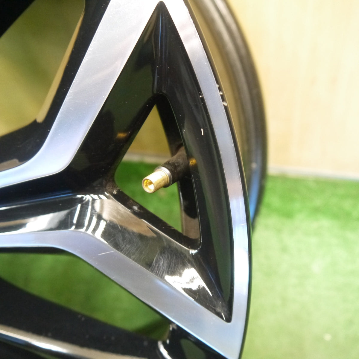 1本価格◎シトロエン DS4 純正 ホイール 19インチ 19×7J PCD108/5H◎6092508Hホ