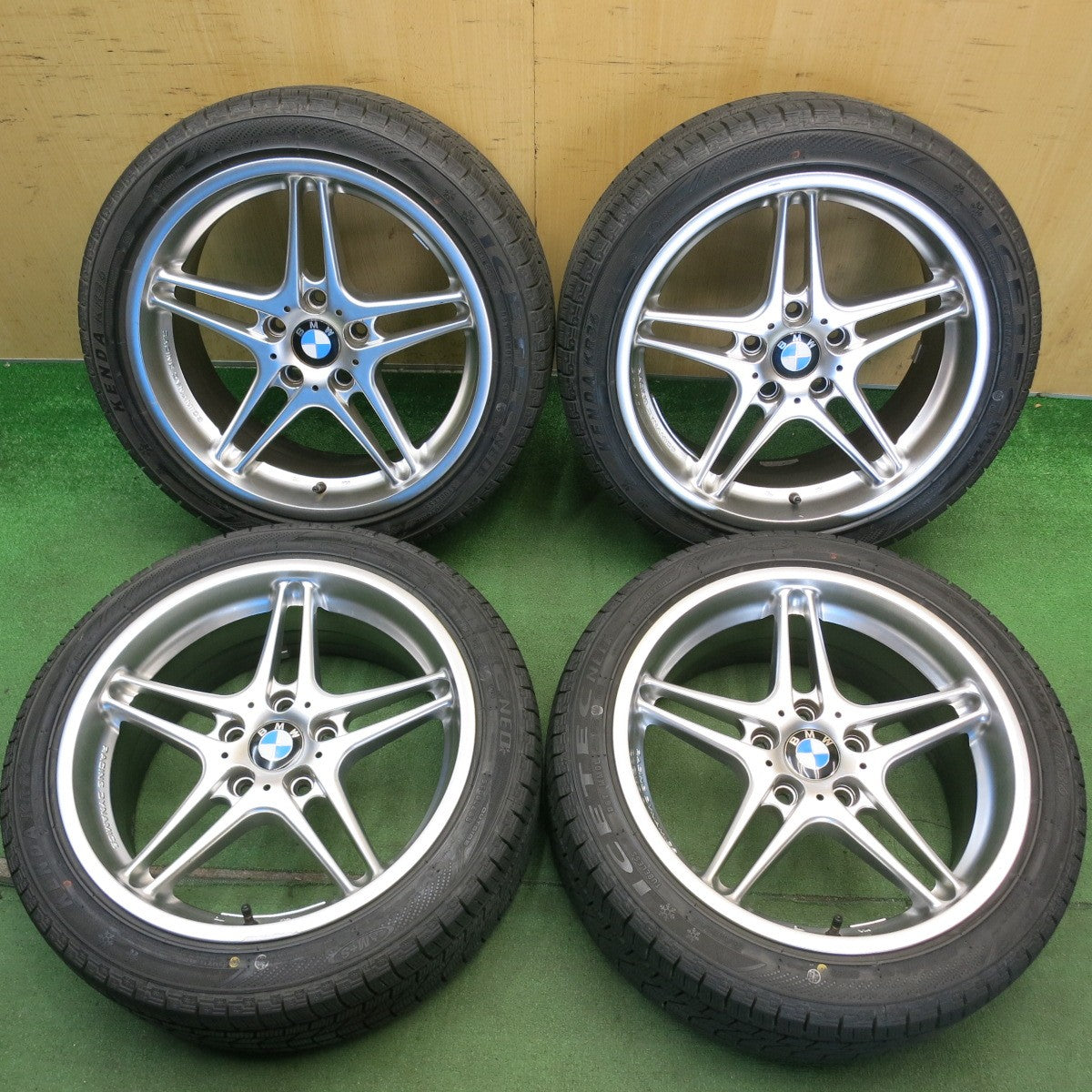 バリ溝！22年！9.5分◎BMW 等 Racing Dynamics RD3 225/45R18 スタッドレス ケンダ KR36 アイステック ネオ レーシング ダイナミクス 18インチ PCD120/5H◎6061410HAス