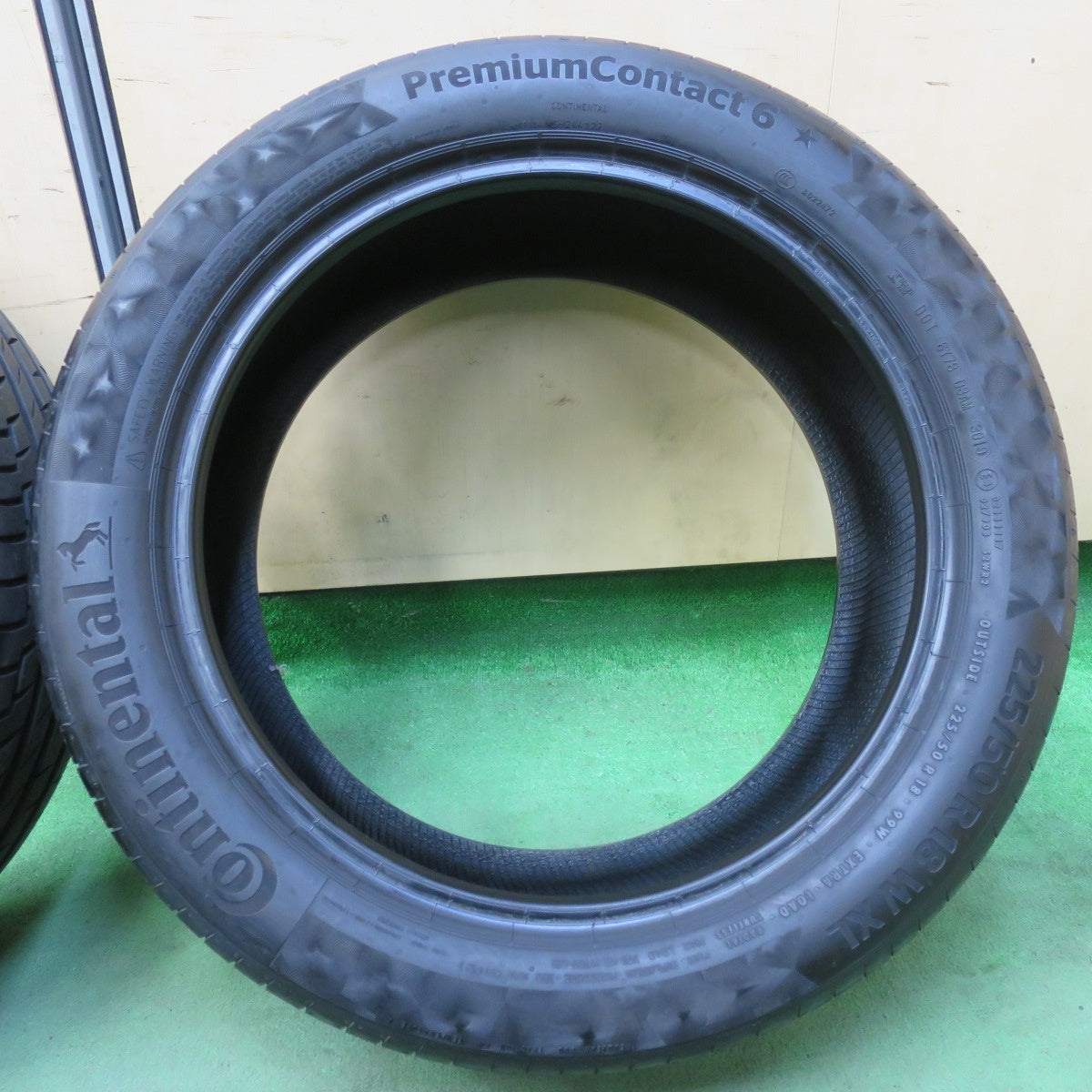 バリ溝！ほぼ10分★225/50R18 コンチネンタル プレミアムコンタクト6 タイヤ 18インチ BMW MINI クロスオーバー C-HR 等★5102807イノタ