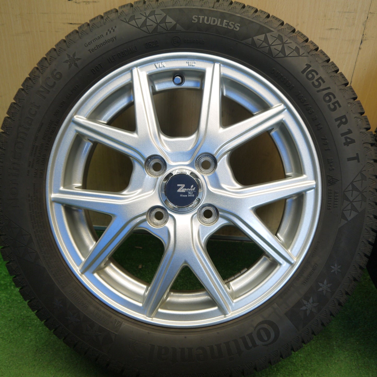 バリ溝！22年！キレイ！9分★スタッドレス 165/65R14 コンチネンタル ノースコンタクト NC6 Zmeist M5 14インチ ソリオ ハスラー 等 PCD100/4H★6042006Hス