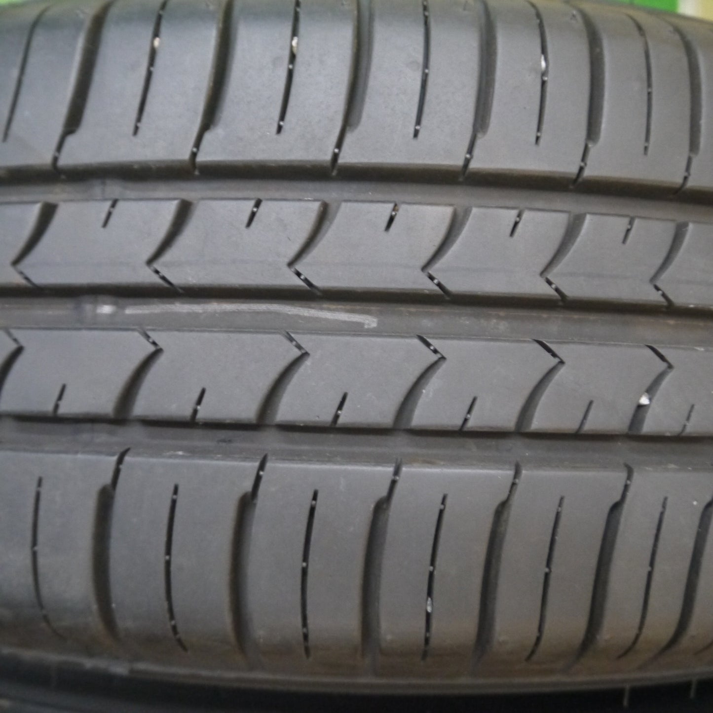 [送料無料] バリ溝！23年！9.5分★175/65R14 グッドイヤー EfficientGrip ECO hybrid Fang ファング 14インチ PCD100/4H★5020403Hノ