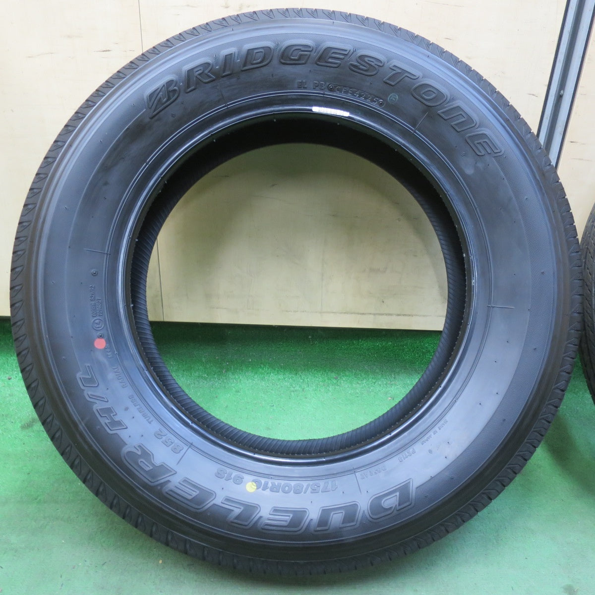 新車外し！25年★ジムニー 等 175/80R16 ブリヂストン デューラー H/L 852 DUELER タイヤ 16インチ★6010711イノタ