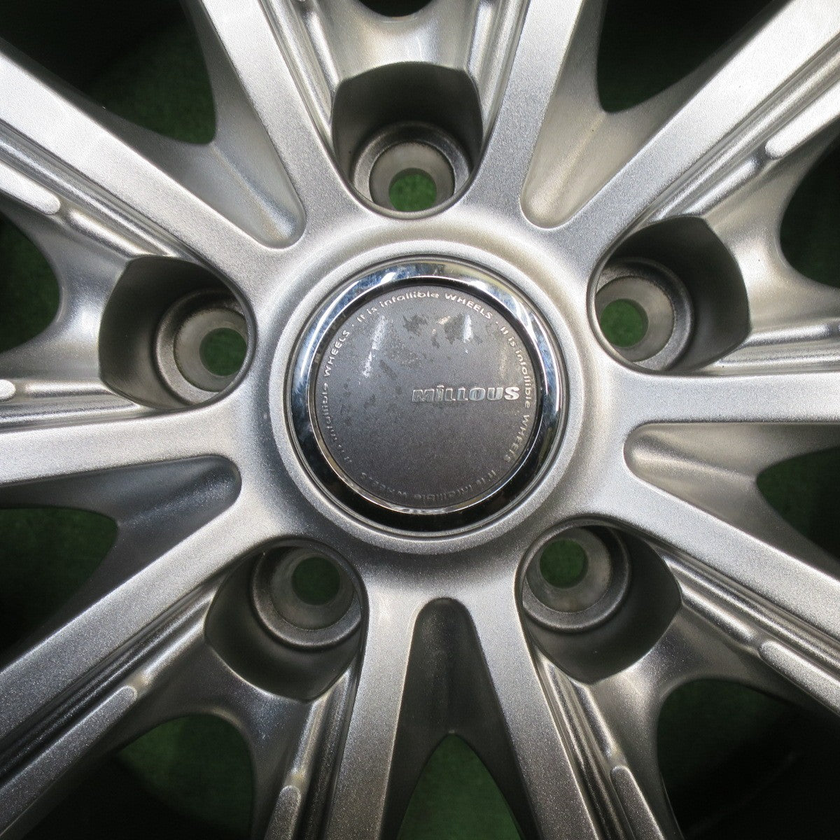 ほぼ未使用！キレイ★スタッドレス 225/65R17 ヨコハマ アイスガード G075 MiLLOUS PS ミルアス 17インチ PCD114.3/5H★6022509NJス