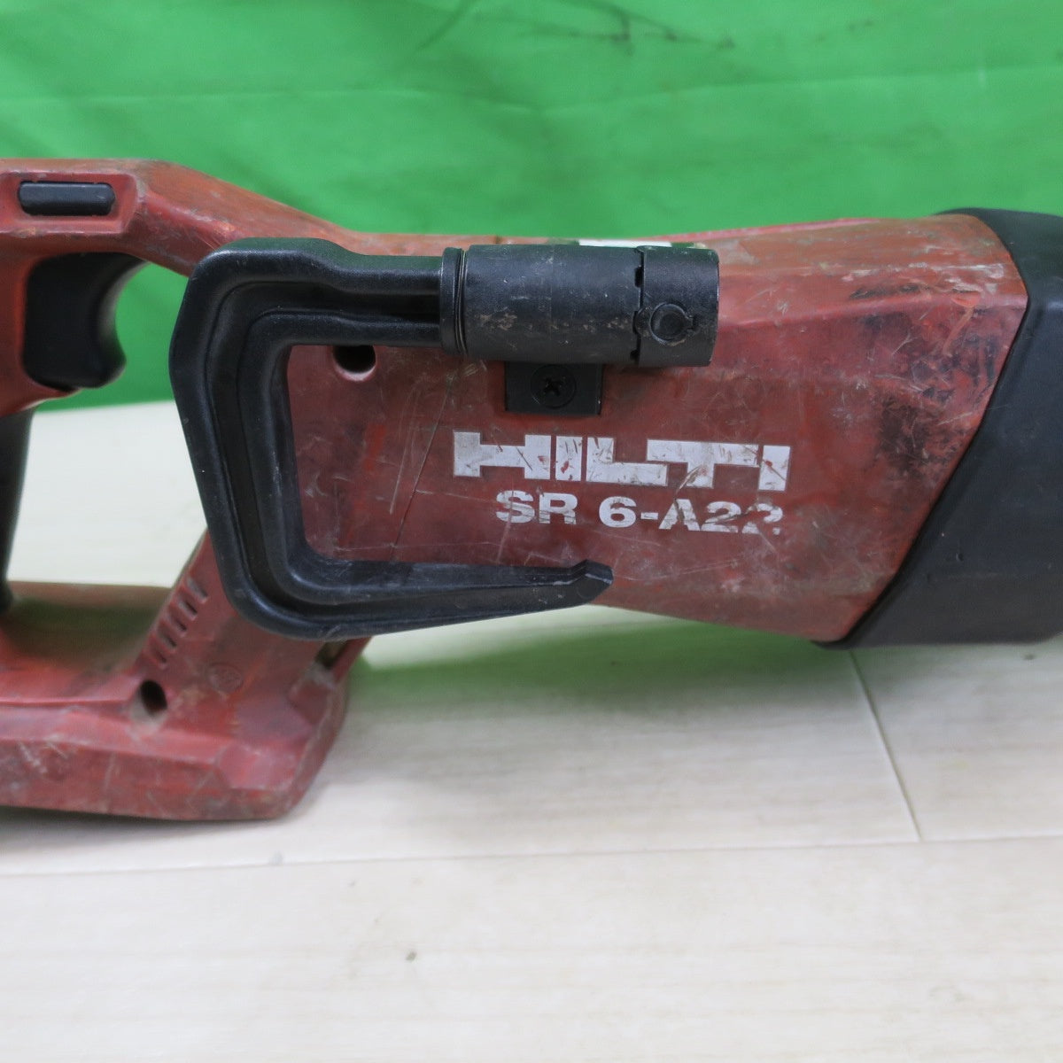 [送料無料] ☆HILTI ヒルティ 充電式 レシプロソー SR 6-A22 電動 工具 切断機 セーバーソー セーバソー☆
