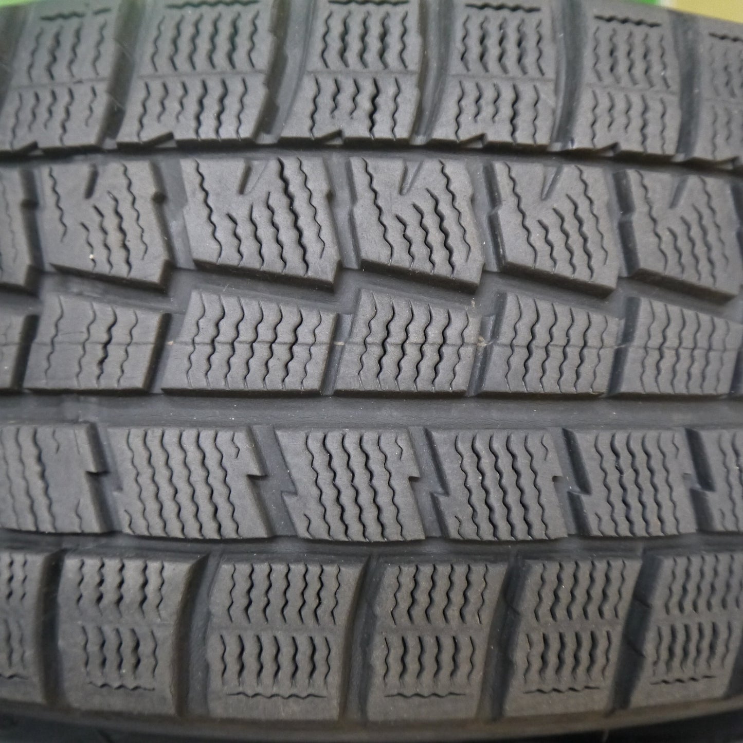 [送料無料] バリ溝！キレイ！9分★プリウス 等 195/65R15 スタッドレス ダンロップ ウインターマックス WM01 MANARAY SPORT マナレイ スポーツ 15インチ PCD100/5H★5040105Hス