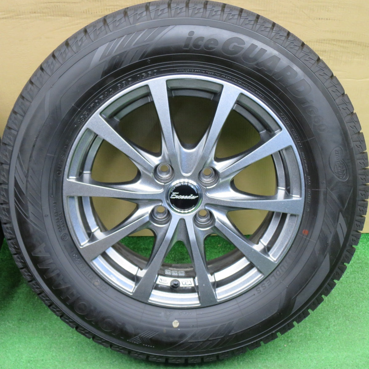 バリ溝！23年！キレイ！9.5分以上★スタッドレス 185/70R14 ヨコハマ アイスガード iG60 Exceeder エクシーダー 14インチ PCD100/4H★6041205NKス