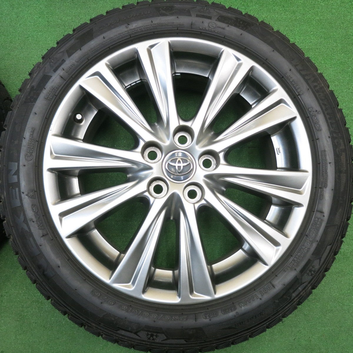 バリ溝！23年！ほぼ10分★トヨタ 30系 アルファード ヴェルファイア 純正 235/50R18 スタッドレス ネクセン ウィンガード アイス SUV WS5 18インチ PCD114.3/5H★5122101HAス