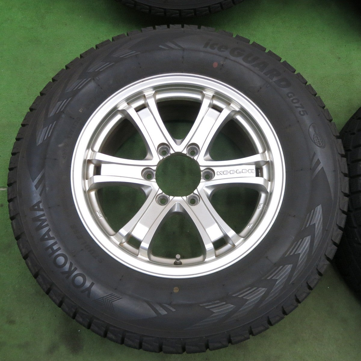 バリ溝！9分★KEELER FORCE 265/65R17 スタッドレス ヨコハマ アイスガード G075 キーラー フォース 17インチ PCD139.7/6H★6011908ナス