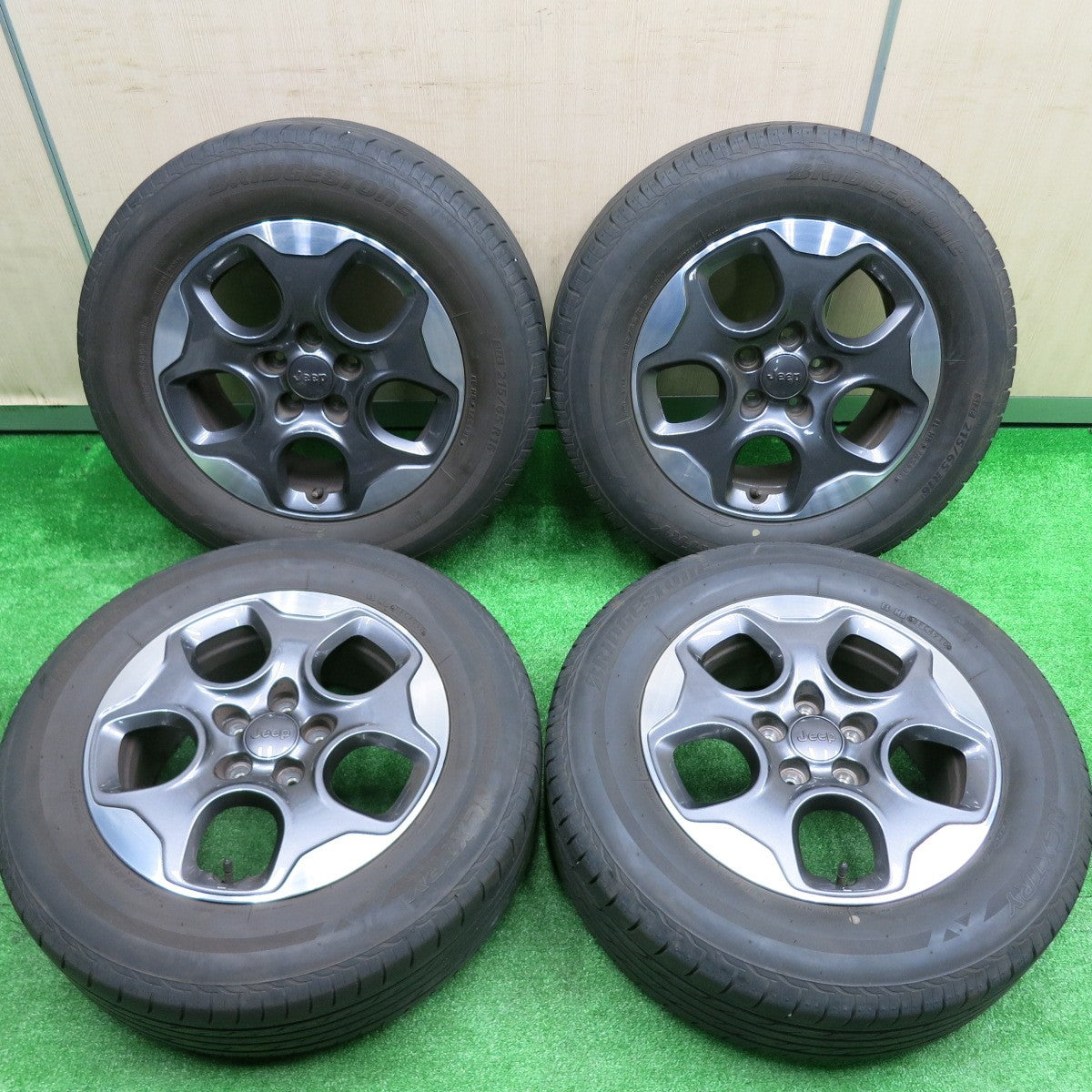 [送料無料] バリ溝！キレイ！8.5分★JEEP ジープ レネゲード 純正 215/65R16 ブリヂストン ネクストリー エコピア 16インチ PCD110/5H★4091403HAノ