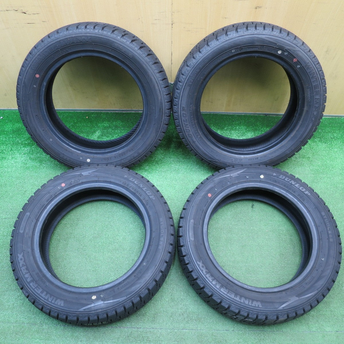 バリ溝！22年！ほぼ10分★スタッドレス 155/65R14 ダンロップ ウインターマックス WM02 タイヤ 14インチ ワゴンR タント N-BOX 等★5121812NJスタ