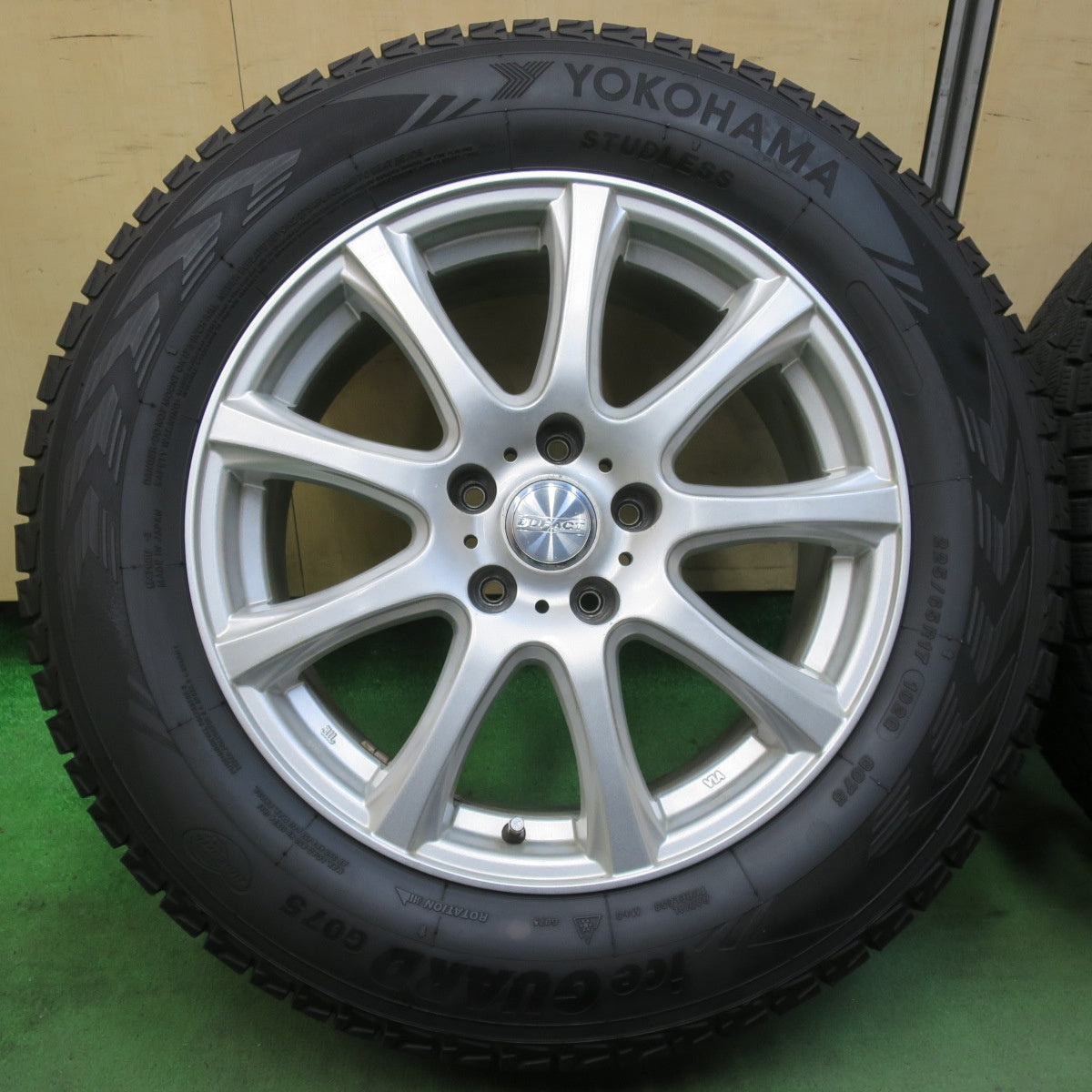 バリ溝！9.5分★スタッドレス 225/65R17 ヨコハマ アイスガード G075 DUFACT デュファクト 17インチ PCD114.3/5H★5102407イス