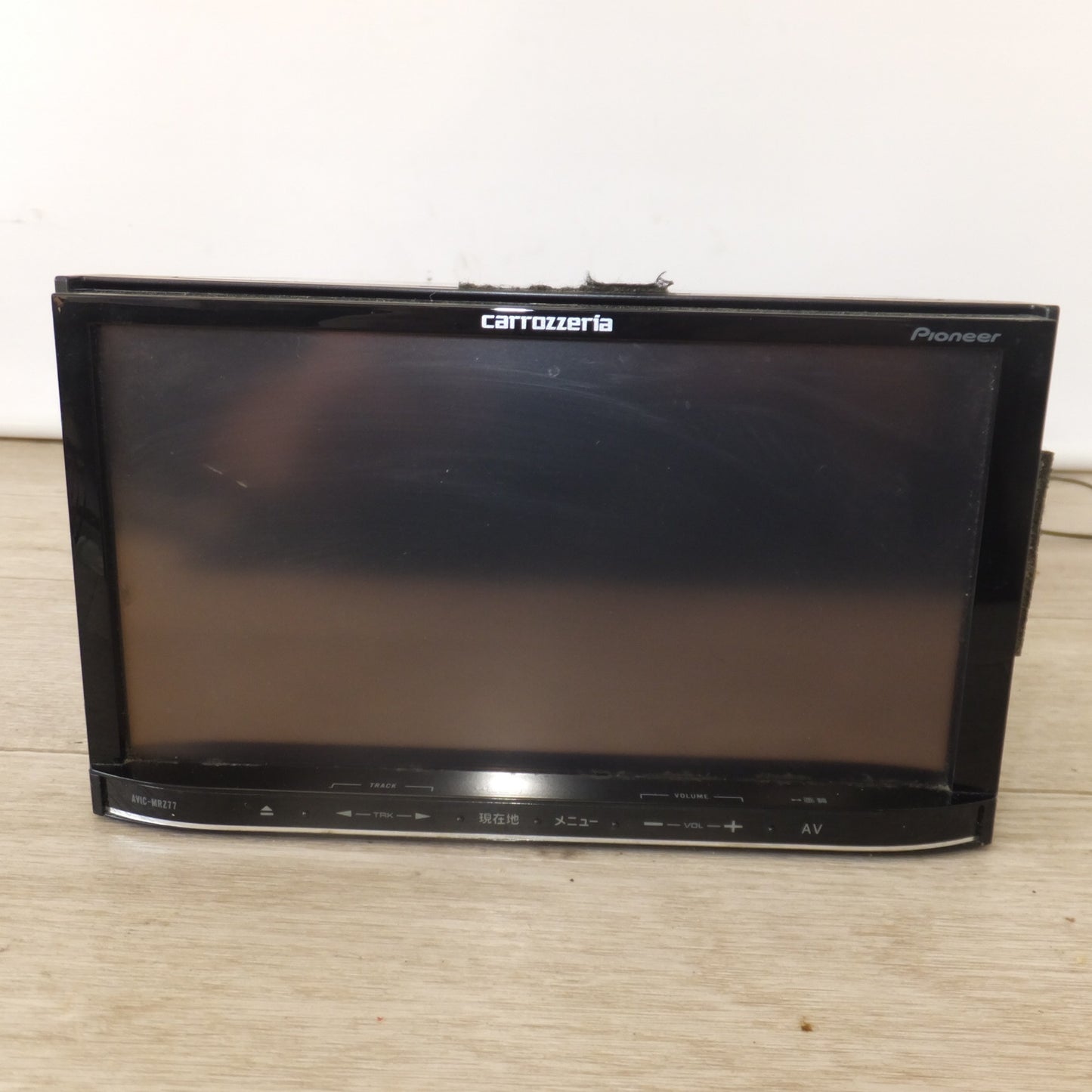 [送料無料] ★カロッツェリア carrozzeria AV一体型メモリーナビゲーション AVIC-MRZ77[72]★