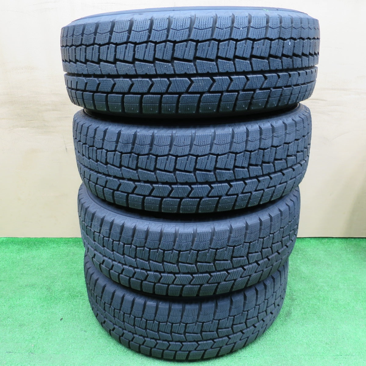 バリ溝！22年！キレイ！ほぼ10分★スタッドレス 195/65R15 ダンロップ ウインターマックス WM02 CLIMATE TANGO クライメイト タンゴ 15インチ PCD114.3/5H★6011502NKス