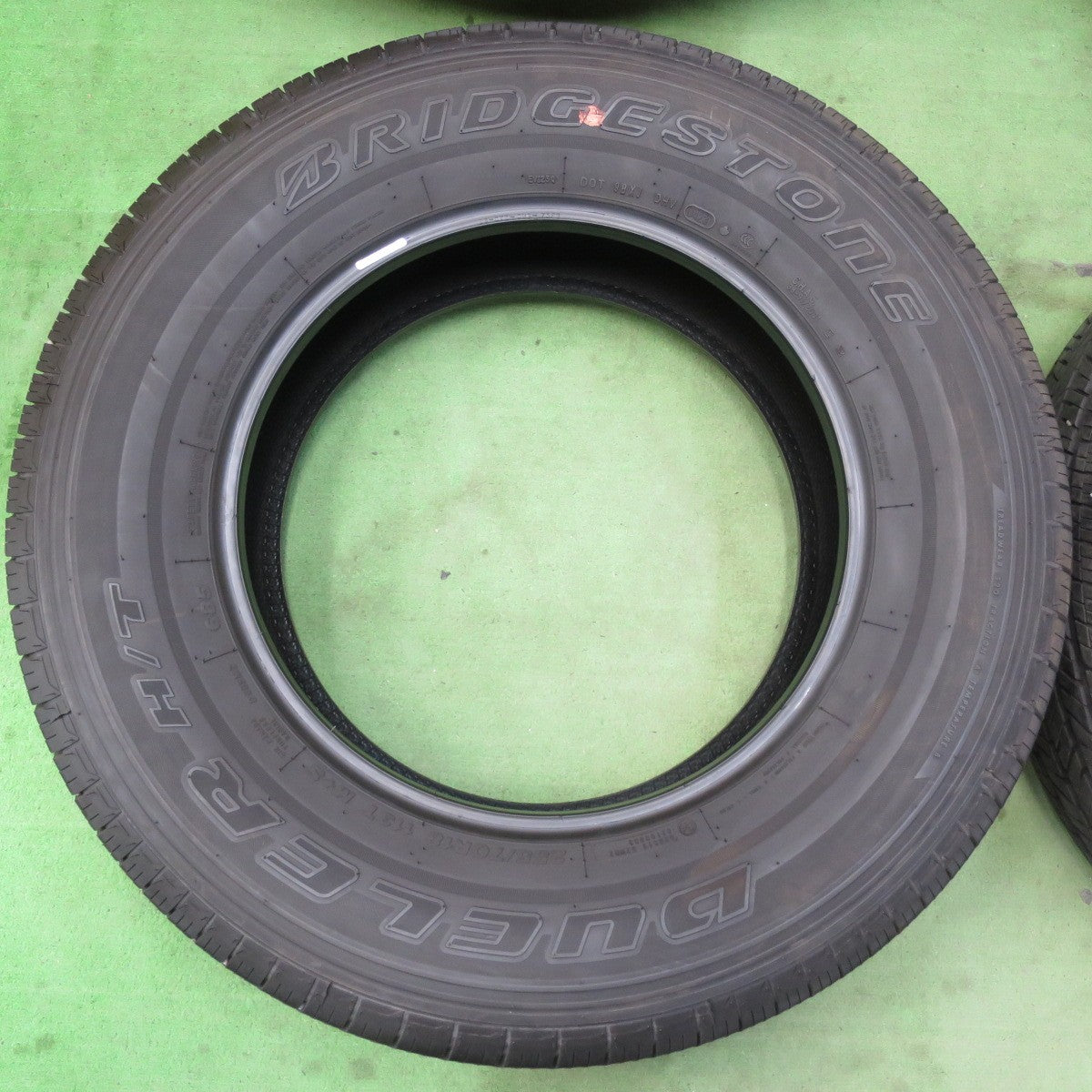 バリ溝！23年！9.5分★255/70R18 ブリヂストン デューラー H/T 685 タイヤ 18インチ ジープ ラングラー 等★5051002イノタ