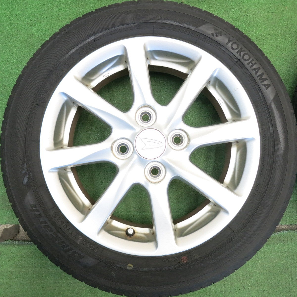バリ溝！25年！8.5分◎ダイハツ タント ムーヴ 純正 155/65R14 ヨコハマ ブルーアース AE01 14インチ PCD100/4H◎6071602HAノ