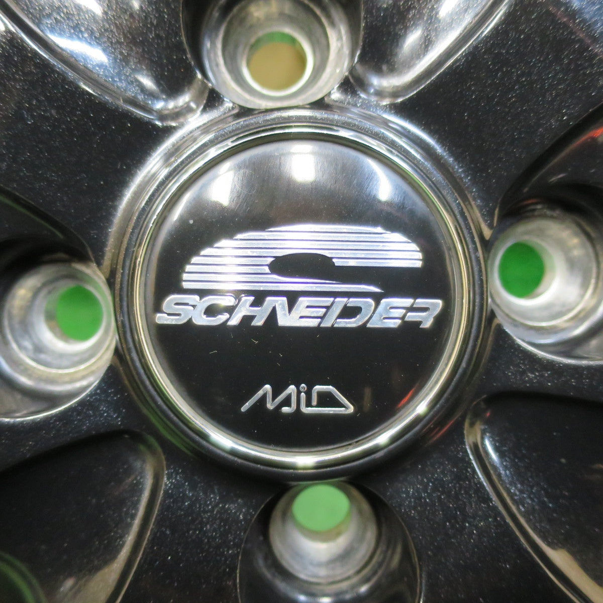[送料無料] バリ溝！キレイ！9分★スタッドレス 155/65R14 ヨコハマ アイスガード iG50 プラス SCHNEIDER MiD シュナイダー 14インチ PCD100/4H★4121205イス