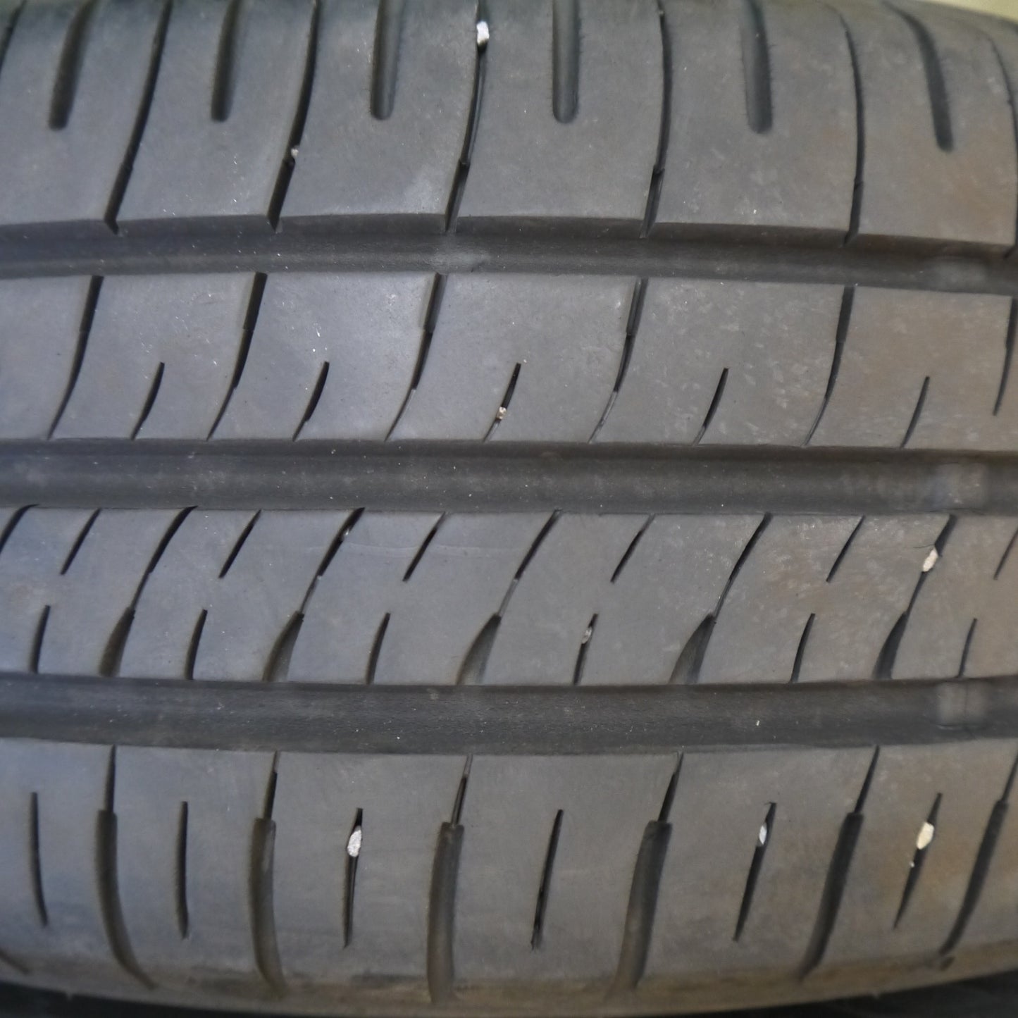 バリ溝！24年！9分★185/65R15 ダンロップ エナセーブ EC204 タイヤ 15インチ ノート ティーダ フリード 等★6061510Hノタ