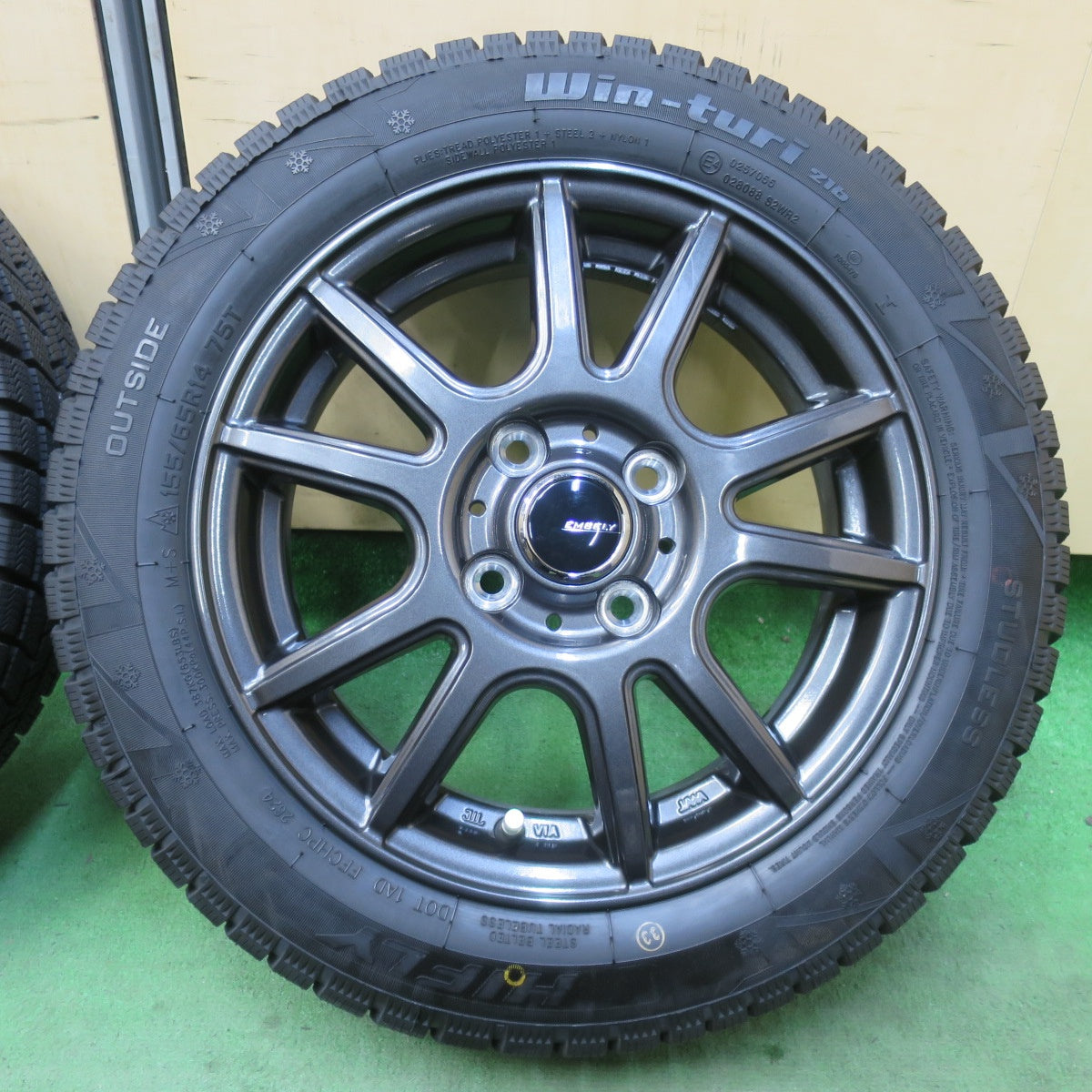 バリ溝！24年！キレイ！ほぼ10分★スタッドレス 155/65R14 ハイフライ Win-turi 216 EMBELY S10 エンベリー 14インチ PCD100/4H★5122306イス