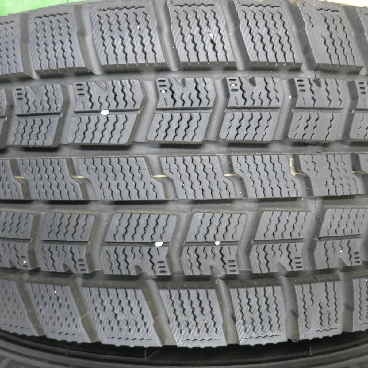 [送料無料] 　バリ溝！22年！キレイ！9.5分★スタッドレス 205/65R16 グッドイヤー アイスナビ7 WAREN ヴァーレン 16インチ PCD114.3/5H★4112307TNス