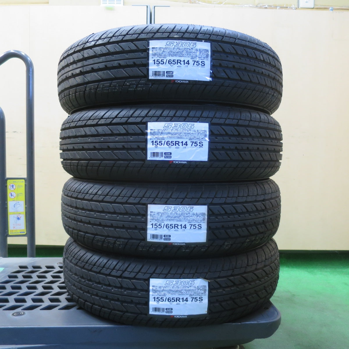 未使用！21年★155/65R14 ヨコハマ S306 タイヤ 14インチ スペーシア デイズ ルークス N-BOX 等★5112004イノタ