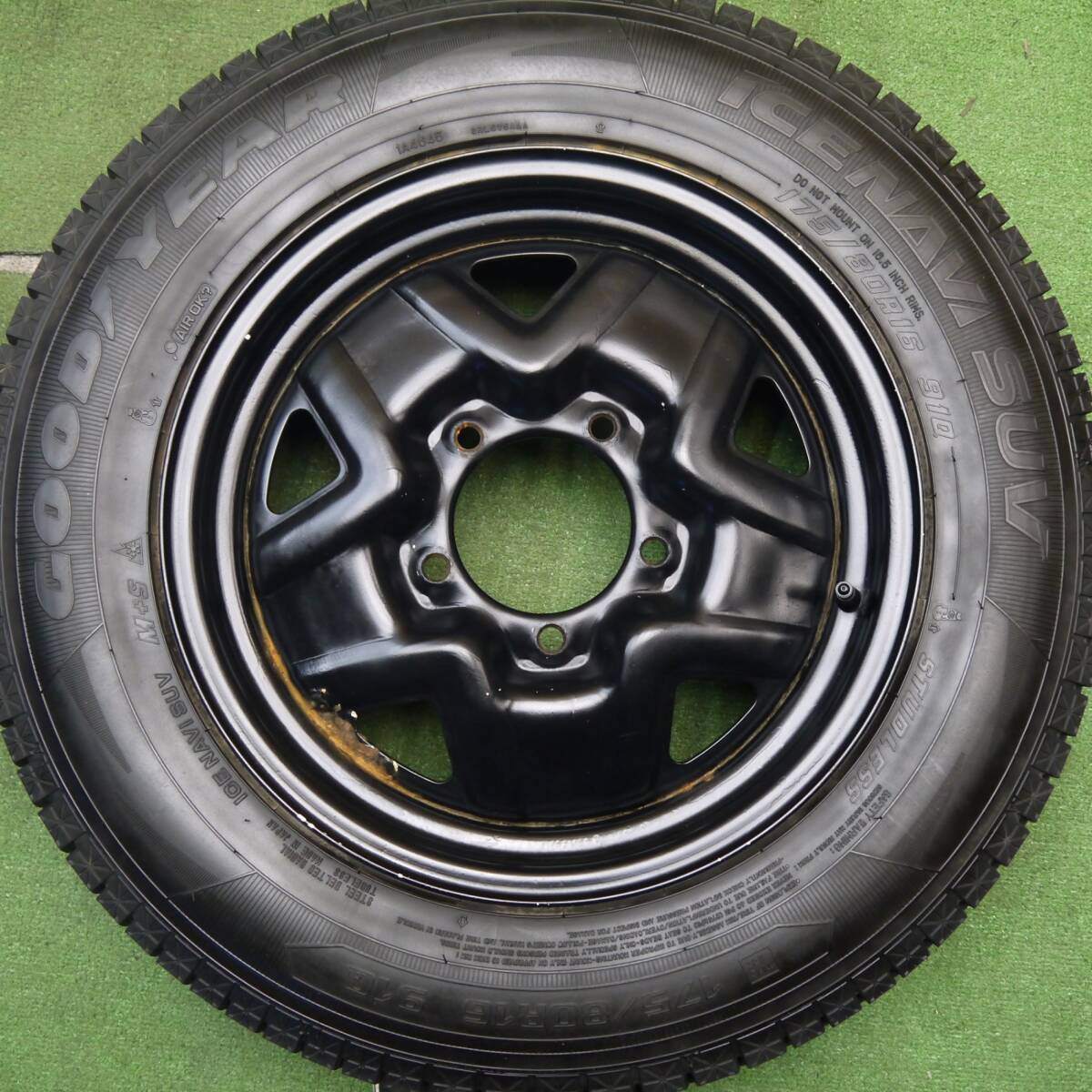 4本価格★スズキ JB64 ジムニー 純正 スチール 175/80R16 スタッドレス グッドイヤー アイスナビ SUV PCD139.7/5H★5031905Hス
