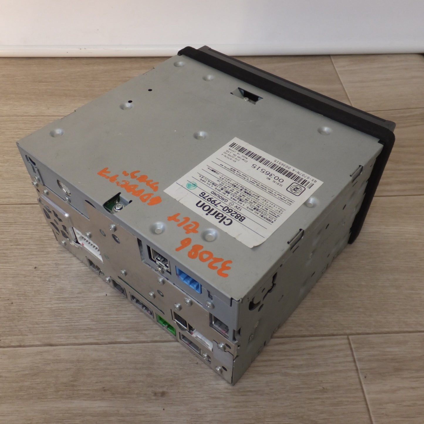 [送料無料] 現状品★クラリオン製 日産 純正 オリジナルナビゲーション HC307-A B8260-7997G(16)★
