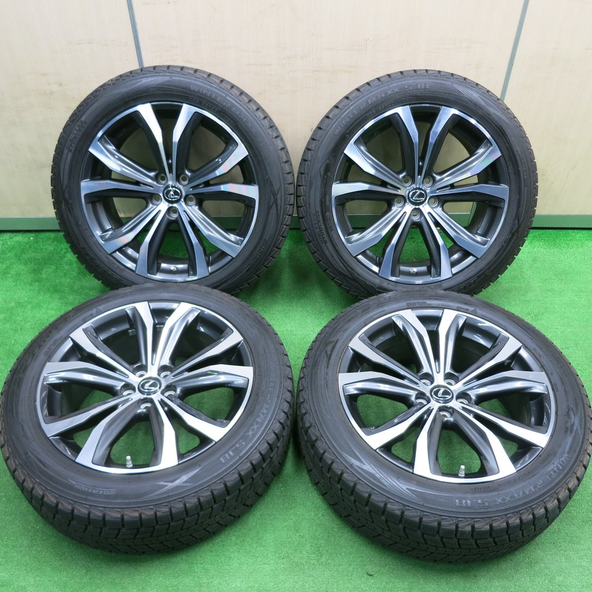 [送料無料] センサー付！バリ溝！キレイ！9.5分★レクサス RX バージョンL 純正 235/55R20 スタッドレス ダンロップ ウインターマックス SJ8 PCD114.3/5H★4102802HAス