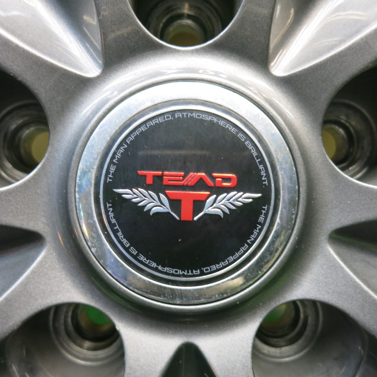 バリ溝！キレイ！8.5分★スタッドレス 205/60R16 アイスエスポルテ TEAD テッド 16インチ PCD114.3/5H★6011102HAス