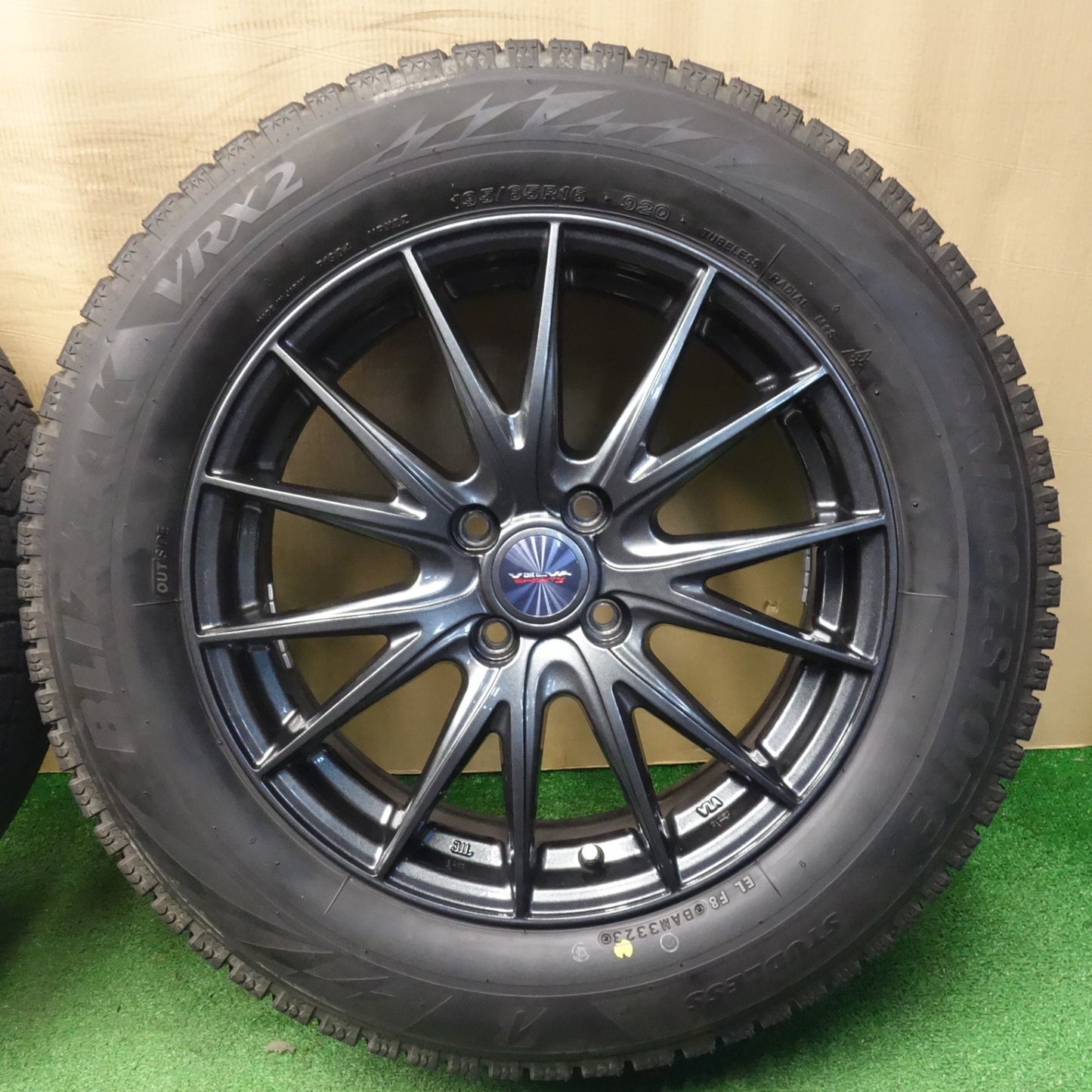 バリ溝！23年！キレイ！9.5分★スタッドレス 195/65R16 ブリヂストン ブリザック VRX2 VELVA SPORTZ ヴェルヴァ 16インチ PCD100/4H★6031901KTス