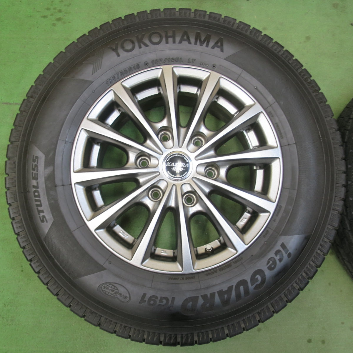 バリ溝！キレイ！9.5分★スタッドレス 195/80R15 107/105L ヨコハマ アイスガード iG91 KAZERA H300 MONZA カゼラ 15インチ PCD139.7/6H★6021011イス