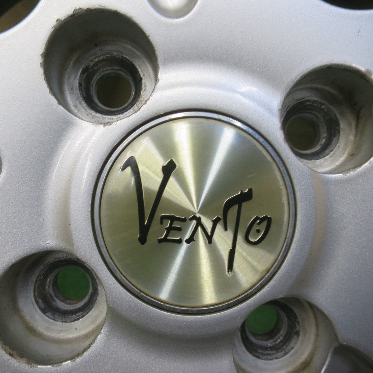 バリ溝！25年！ほぼ10分◎スタッドレス 155/65R13 デルマックス ULTIMA SNOW VENTO ヴェント 13インチ PCD100/4H◎6082906イス