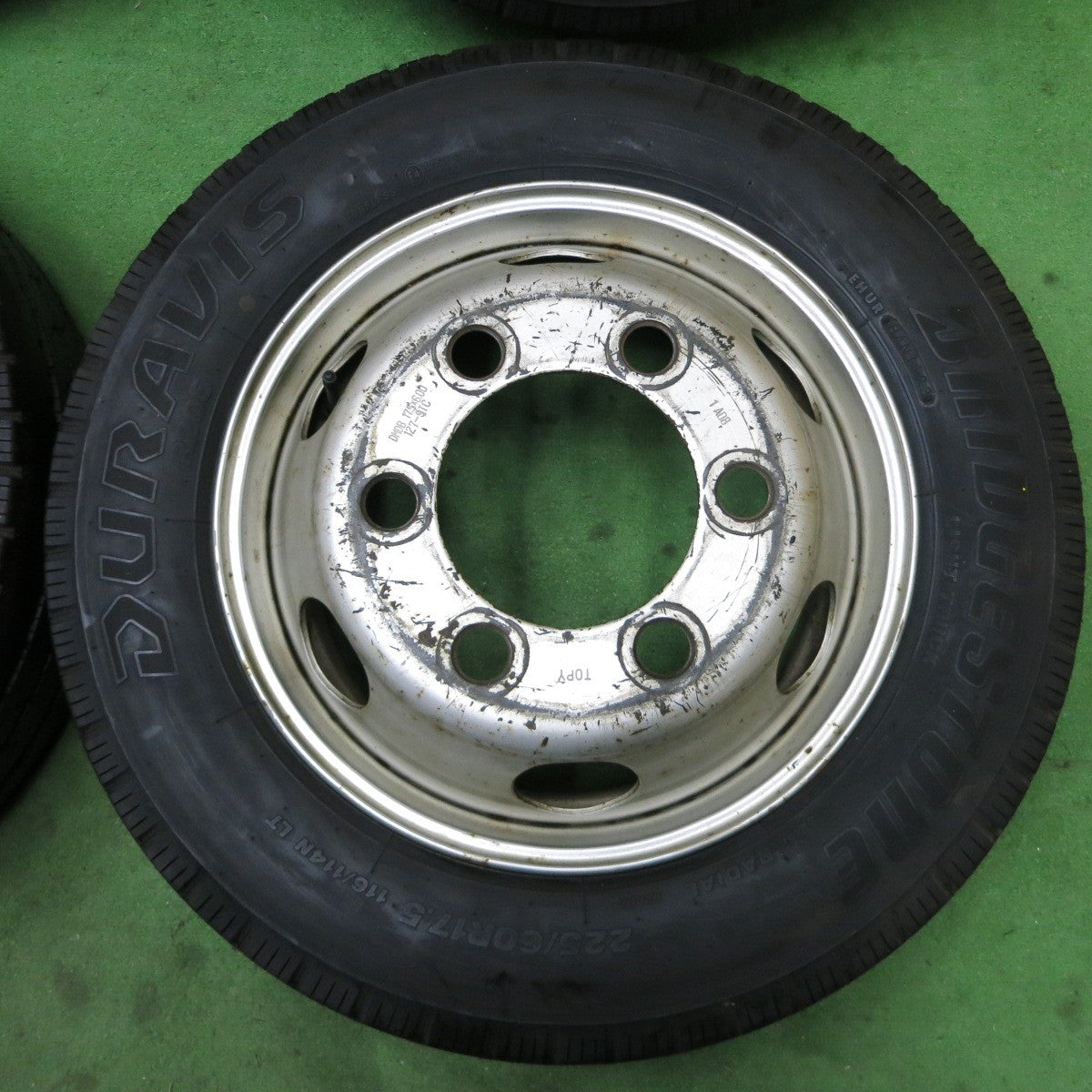 バリ溝！23年！9.5分★トラック 225/60R17.5 116/114N ブリヂストン デュラビス R205 TOPY スチール DURAVIS 17.5インチ 127-9CS PCD222.25/6H★5060303ナノ