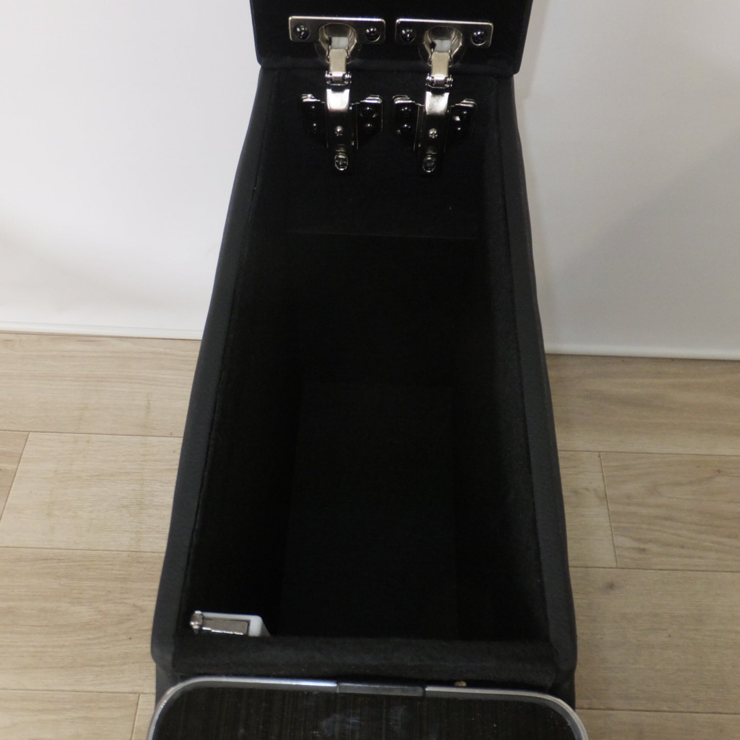 [送料無料] ★センターコンソール 社外品　トヨタ TOYOTA ルーミーなど　メーカー 形式 不明★