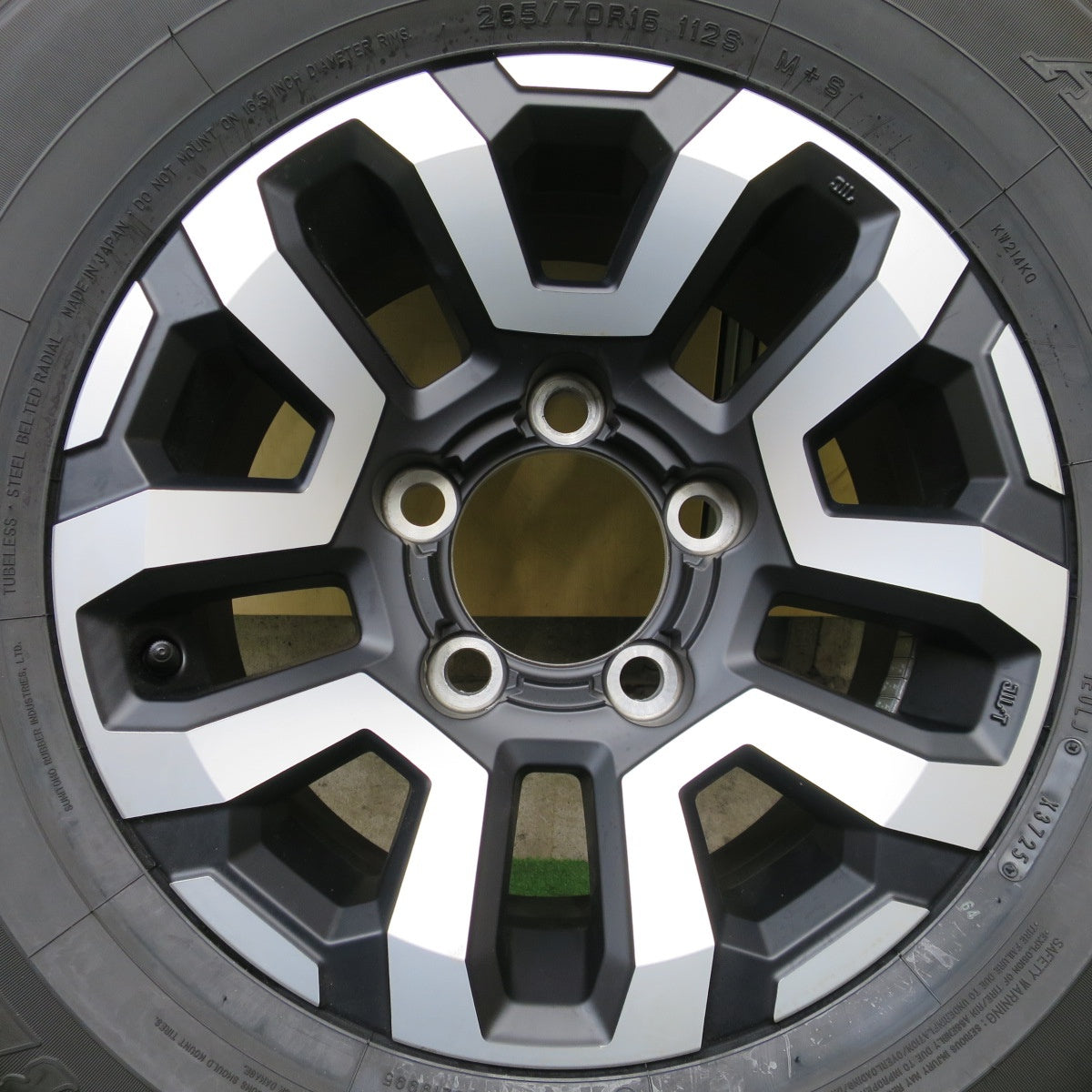 新車外し！25年！1本★トヨタ 70系 ランクル 純正 265/70R16 ダンロップ AT23 グラントレック 16インチ PCD150/5H★6031803ナノ