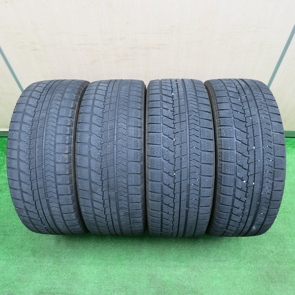 4本価格★レクサス等 阿部商会 LaStrada LEVIS 225/50R18 スタッドレス ブリヂストン ブリザック RFT PCD114.3/5H★4111406NJス