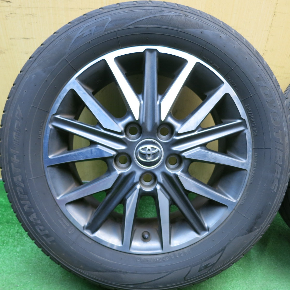 4本価格！24年★トヨタ 80系 ノア ヴォクシー 純正 205/60R16 トーヨー トランパス MP7 16インチ PCD114.3/5H★6050309HAノ