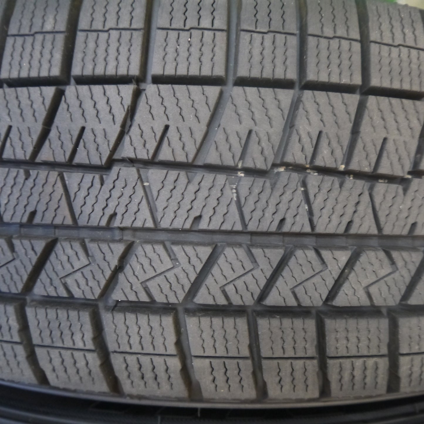 バリ溝！25年！キレイ！9.5分以上◎スタッドレス 205/60R16 ダンロップ ウインターマックス 03 MANARAY SPORT マナレイ スポーツ 16インチ PCD114.3/5H◎6081007Hス