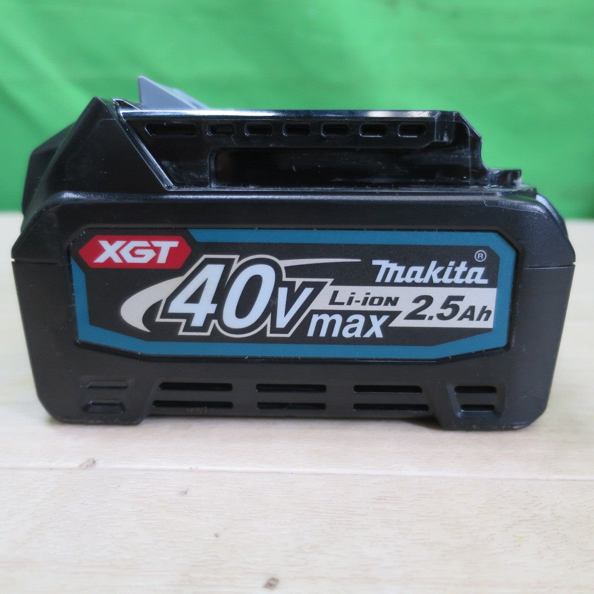 バッテリー2個☆マキタ 20mm 充電式 ハンマドリル HR010G RDX ハンマードリル 電動 工具 makita☆