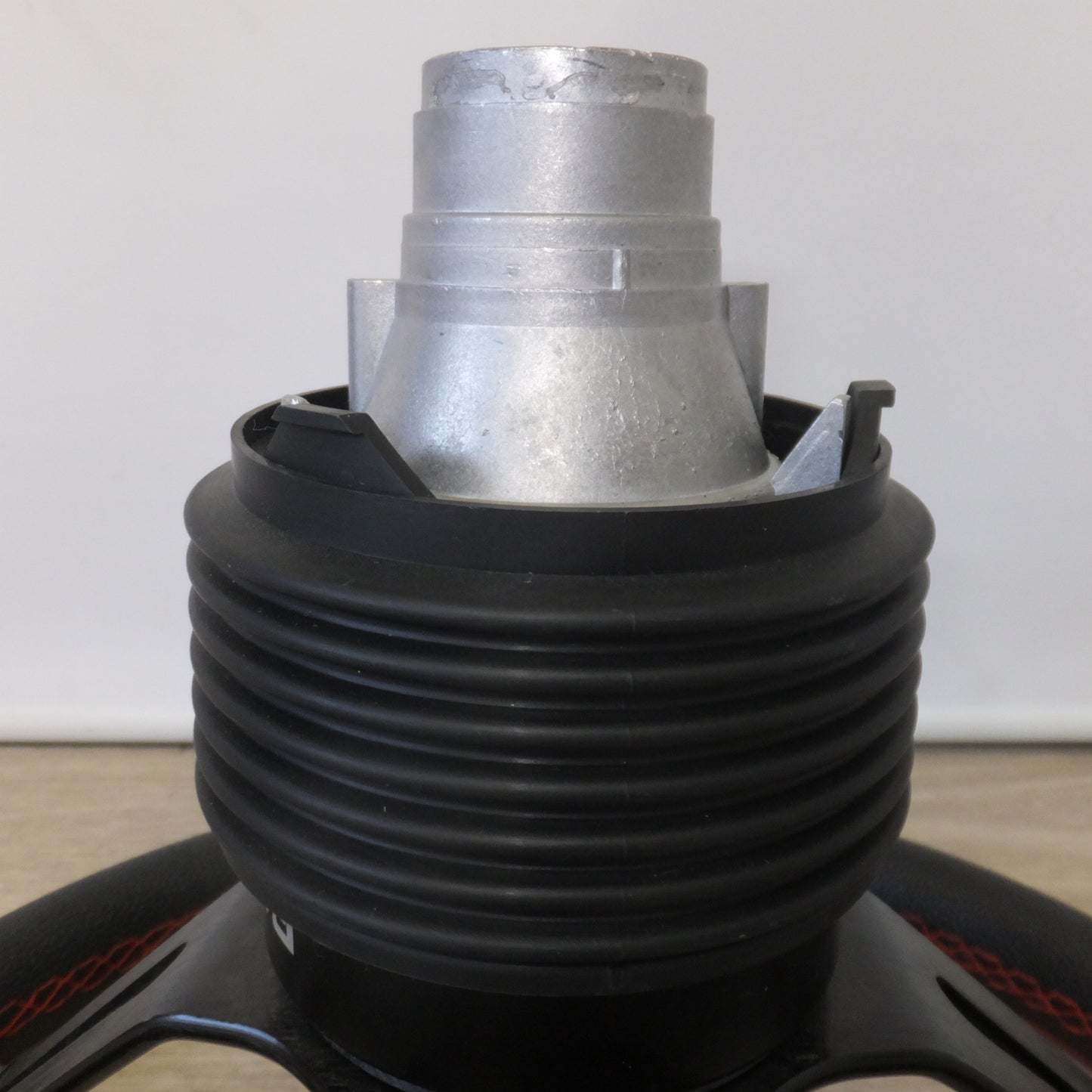 [送料無料] キレイ★RASTP ステアリング トヨタ 86 DBA-ZN6　直径 約 35cm　差込口 約 1.8mm(84★